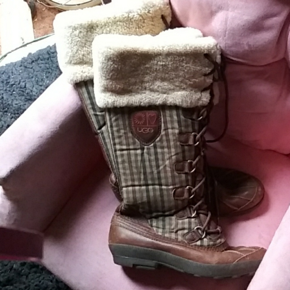 UGG